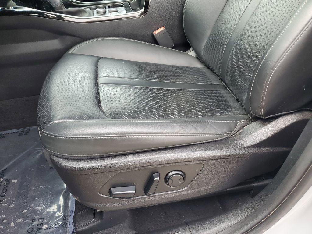 Used 2023 Kia Sorento SX AWD/4WD image 15