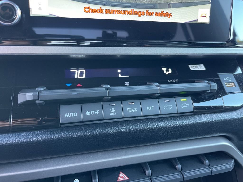 Used 2025 Toyota Tundra SR5 image 12