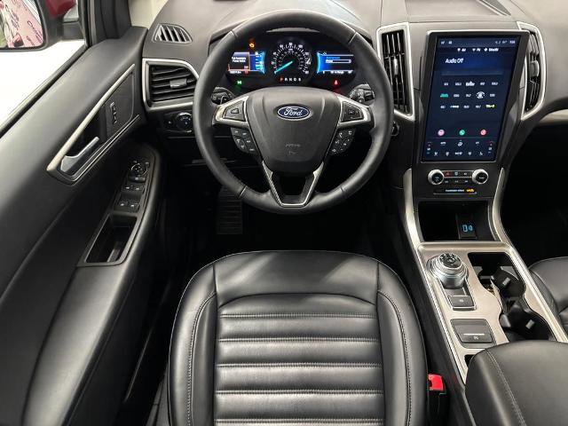 Certified 2024 Ford Edge SEL w/ Convenience Package AWD/4WD image 18