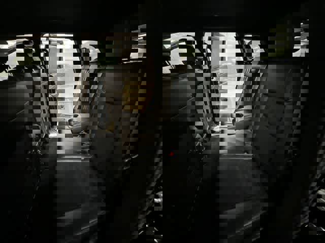 Used 2021 Jeep Grand Cherokee Laredo X image 19