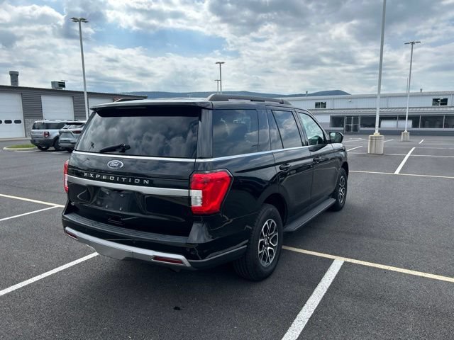 Certified 2024 Ford Expedition XLT AWD/4WD image 5