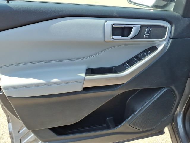 Certified 2023 Ford Explorer XLT w/ Equipment Group 202A image 14