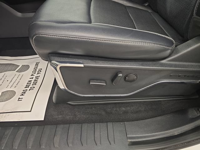 Certified 2024 Ford F150 Lariat AWD/4WD image 39
