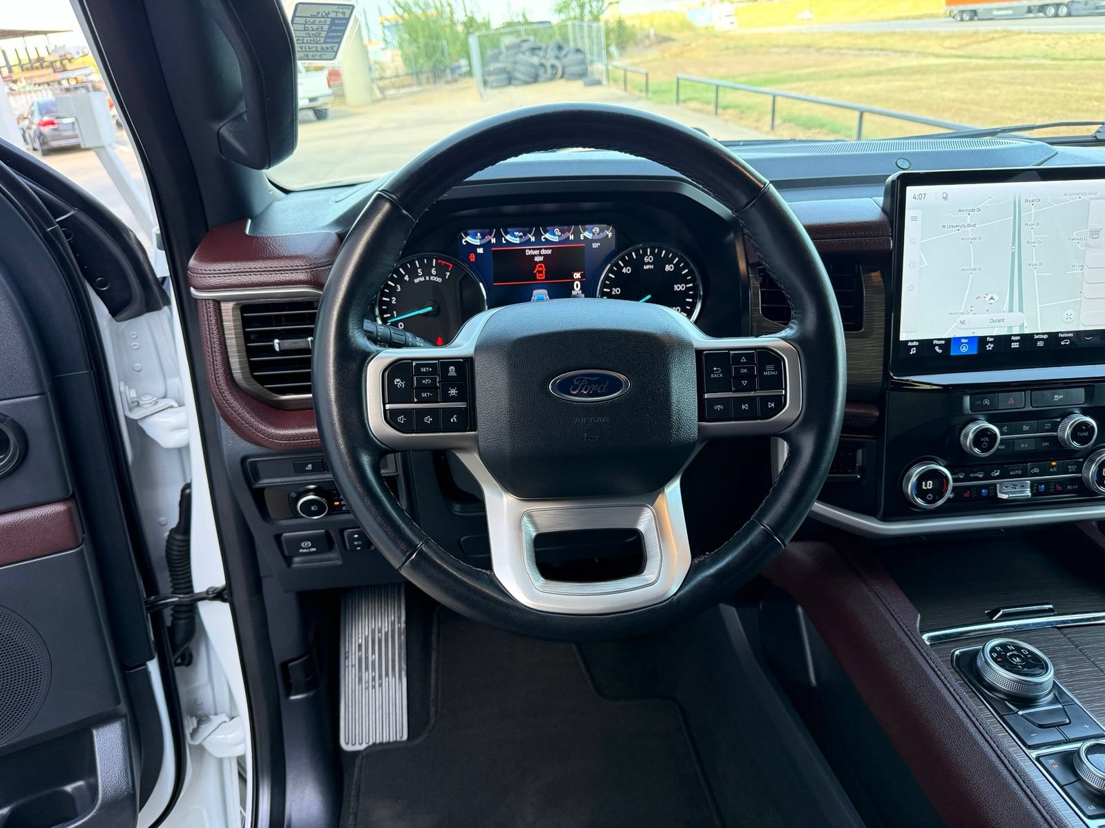 Certified 2024 Ford Expedition Max Limited AWD/4WD image 12