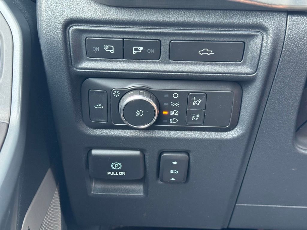 Certified 2021 Ford F150 Lariat AWD/4WD image 35
