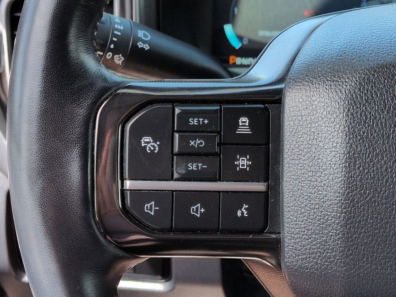 Certified 2024 Ford F450 Platinum w/ FX4 Off-Road Package AWD/4WD image 24