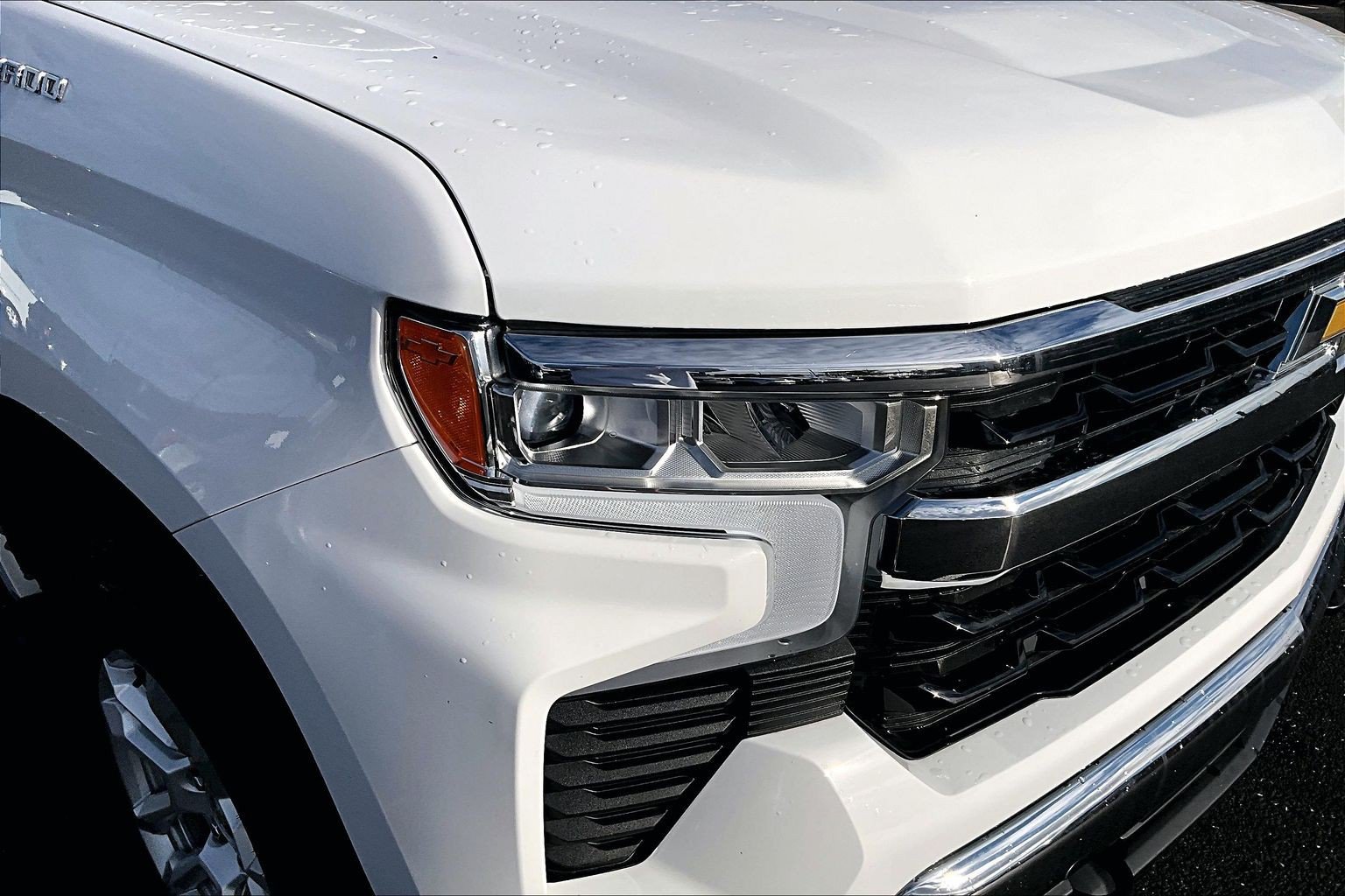 Used 2023 Chevrolet Silverado 1500 LT AWD/4WD image 27