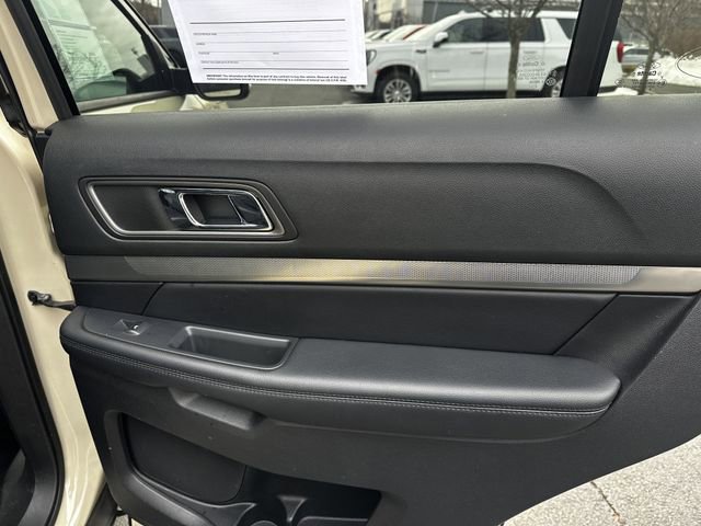 Certified 2018 Ford Explorer XLT w/ Equipment Group 202A image 42