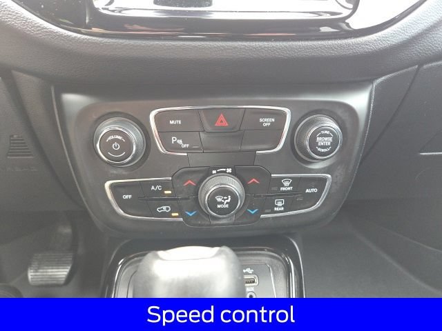 Used 2018 Jeep Compass Limited w/ Navigation Group AWD/4WD image 30