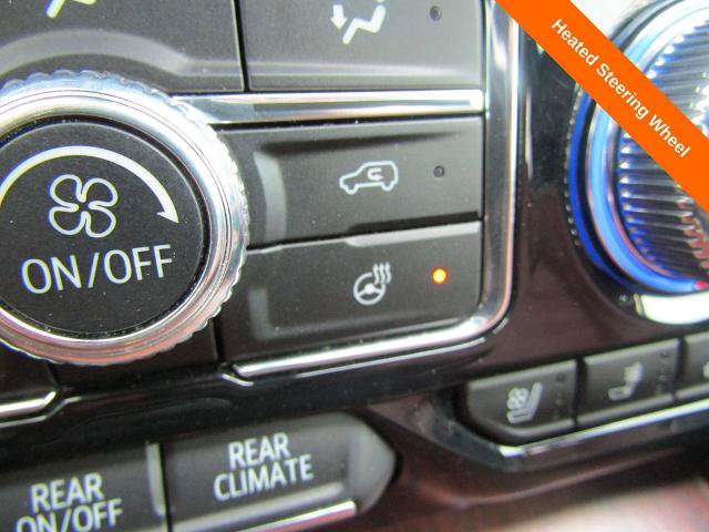 Used 2024 GMC Yukon Denali Ultimate AWD/4WD image 22