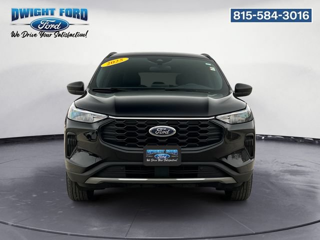 Certified 2025 Ford Escape ST-Line AWD/4WD image 8