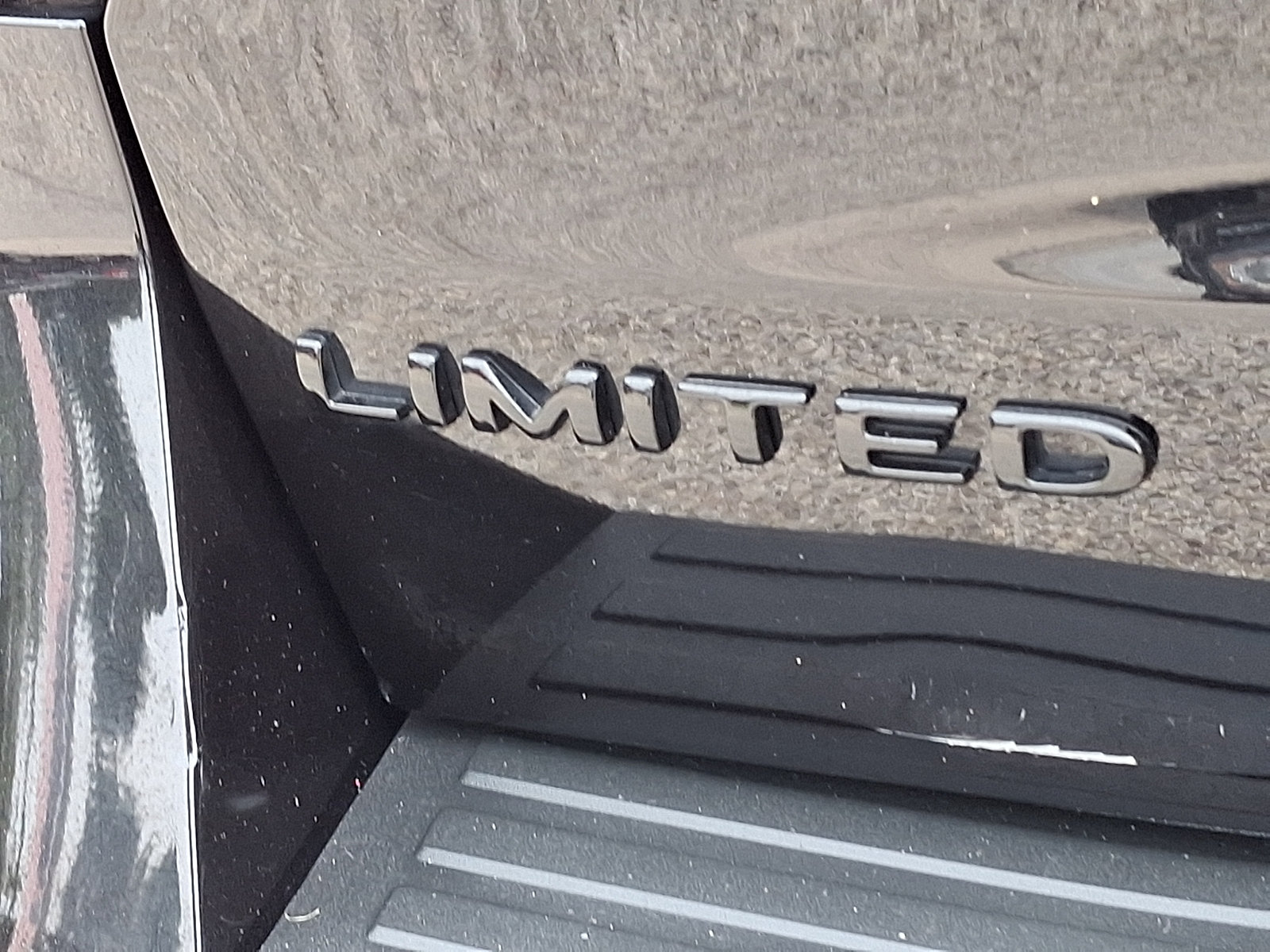 Certified 2022 Ford Expedition Limited AWD/4WD image 35