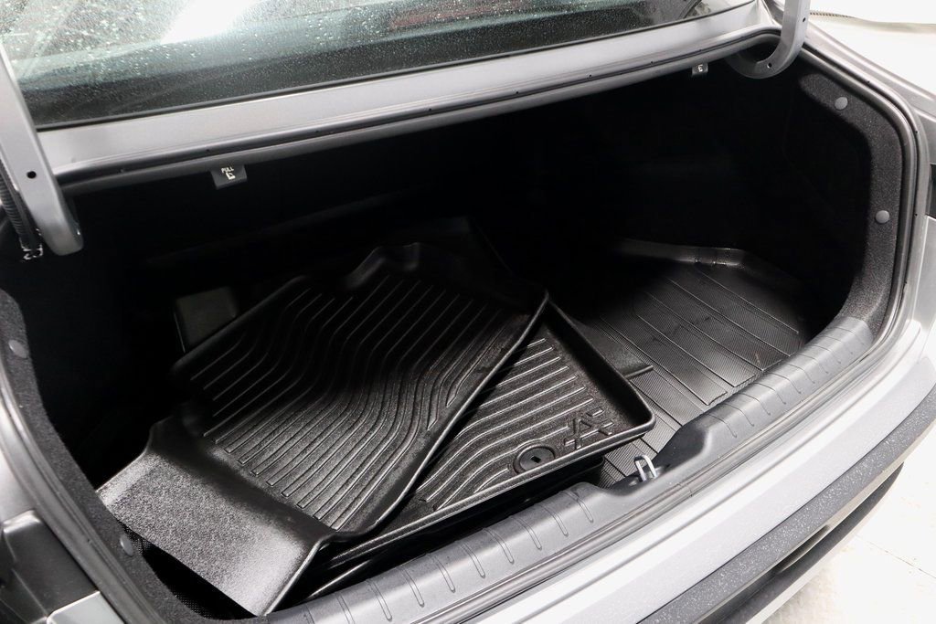 Used 2025 Kia K4 LXS image 14