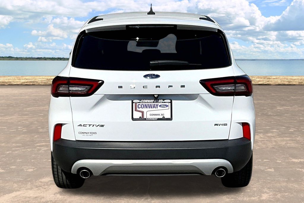Certified 2025 Ford Escape Active AWD/4WD image 7