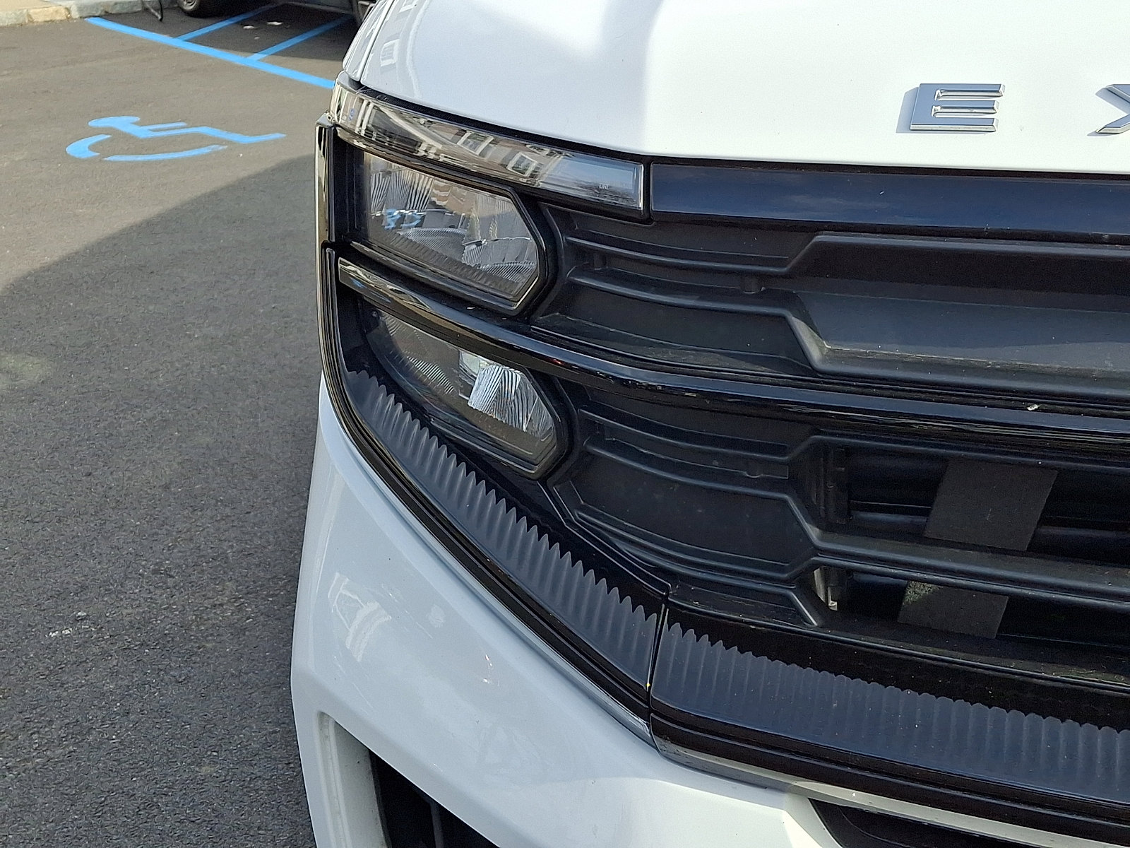 Certified 2025 Ford Expedition Active AWD/4WD image 10