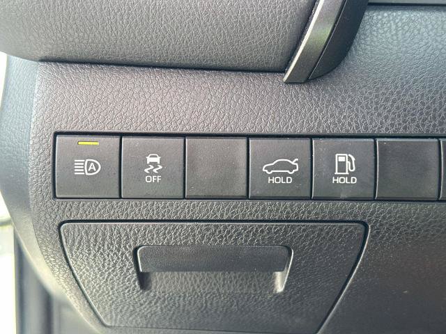 Used 2022 Toyota Camry XSE FWD image 18