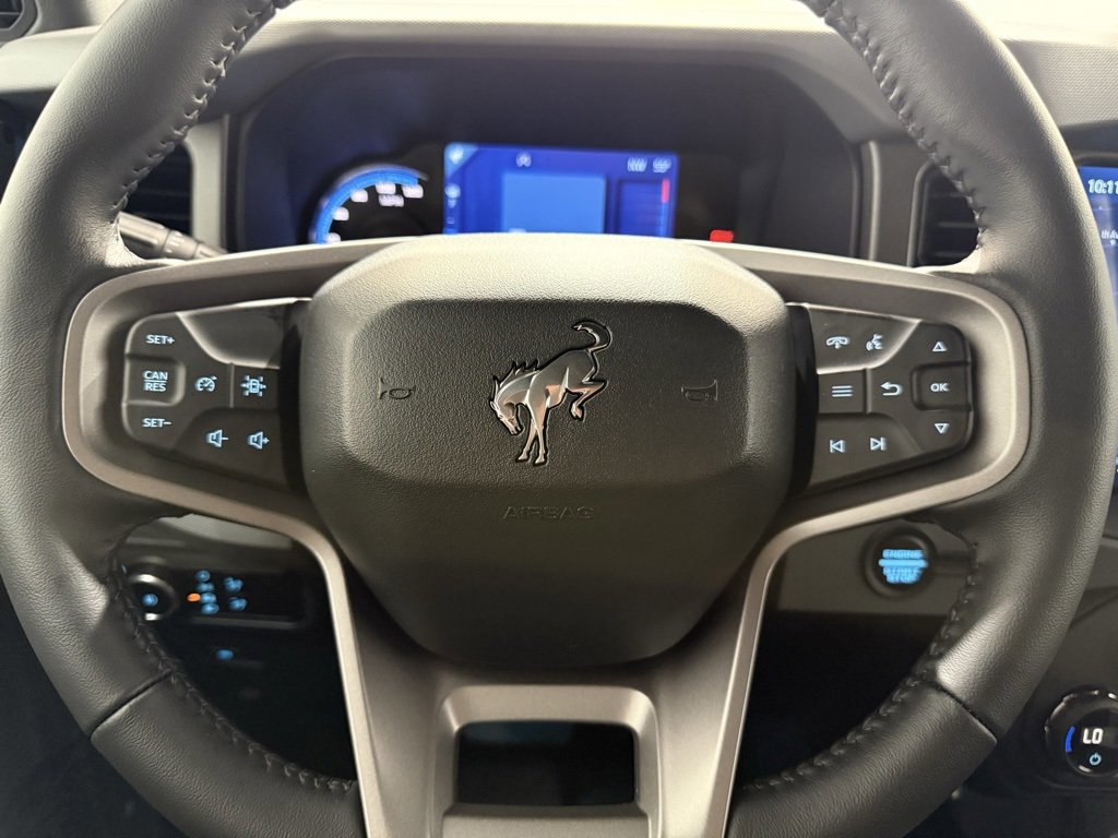 Certified 2024 Ford Bronco Black Diamond image 37