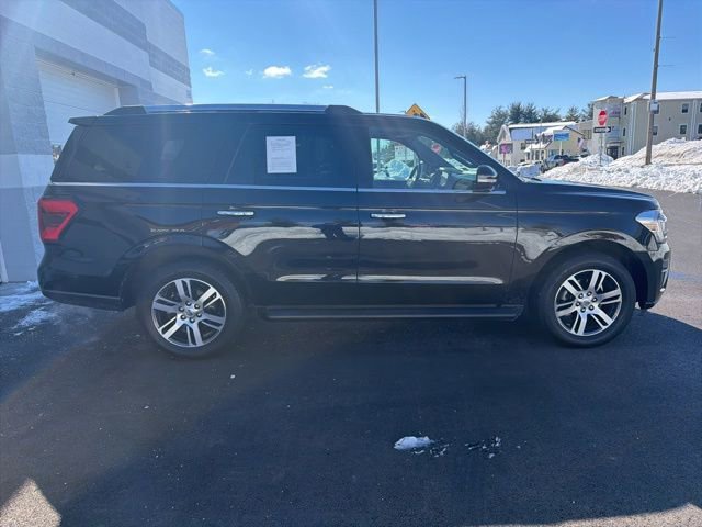 Certified 2024 Ford Expedition Limited image 3