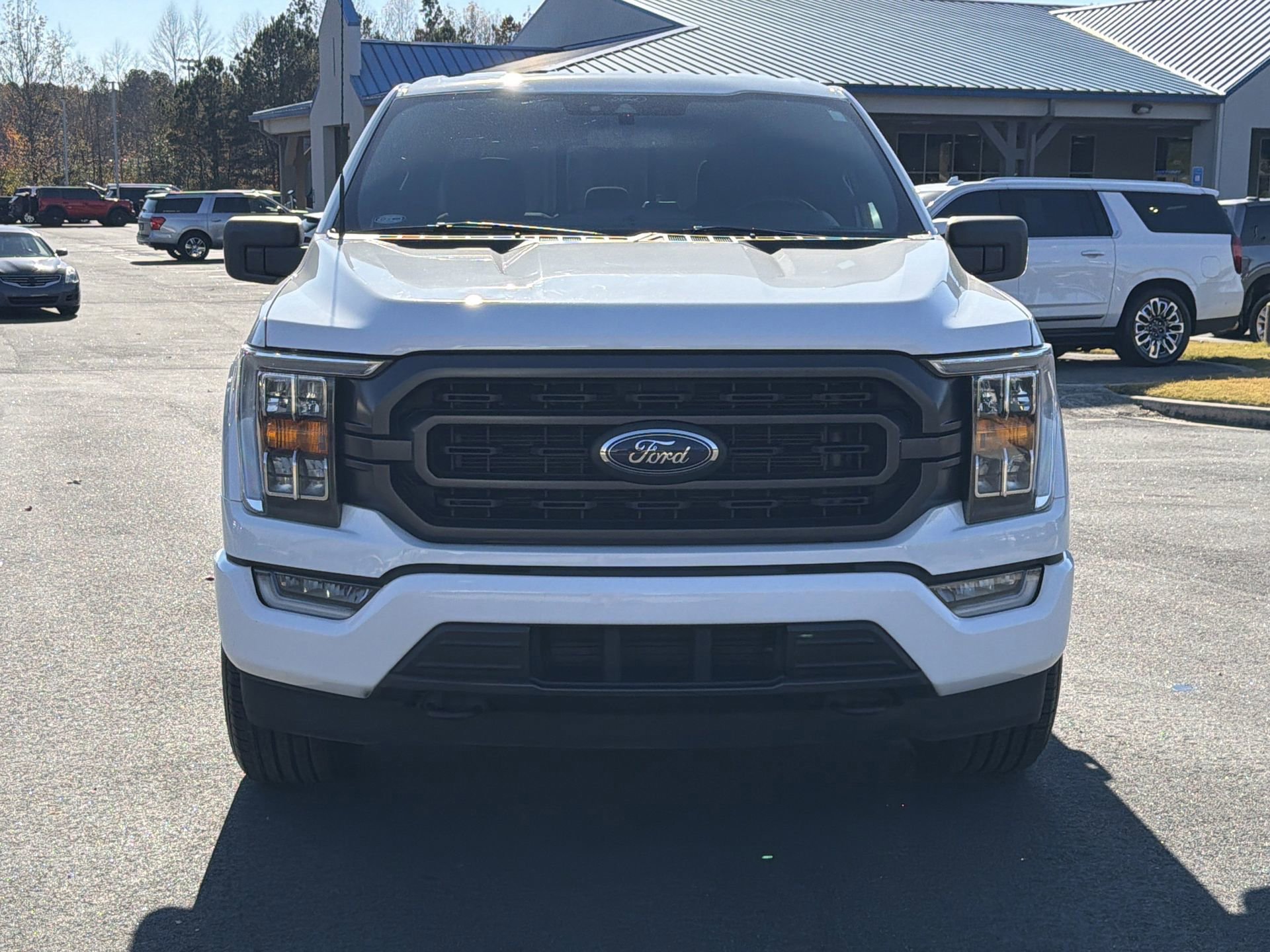 Certified 2022 Ford F150 XLT w/ Equipment Group 302A High image 8