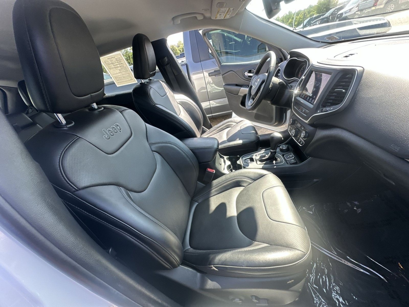 Used 2022 Jeep Cherokee Latitude Lux AWD/4WD image 33