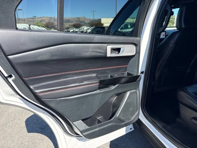 Certified 2024 Ford Explorer ST-Line w/ Class IV Trailer Tow Package AWD/4WD image 12