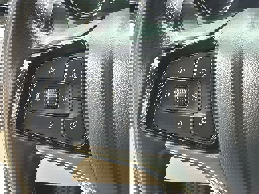 Used 2023 Buick Enclave Essence w/ Experience Buick Package image 24