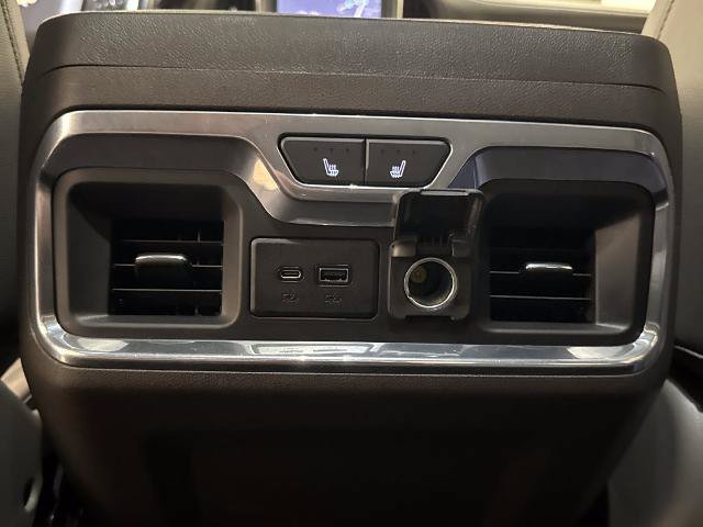 Used 2019 Chevrolet Silverado 1500 LTZ w/ LTZ Plus Package AWD/4WD image 31