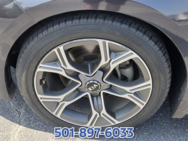 Used 2020 Kia Stinger GT-Line w/ Sun & Sound Package RWD image 16