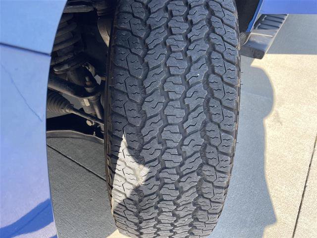 Used 2019 Chevrolet Colorado Z71 AWD/4WD image 11