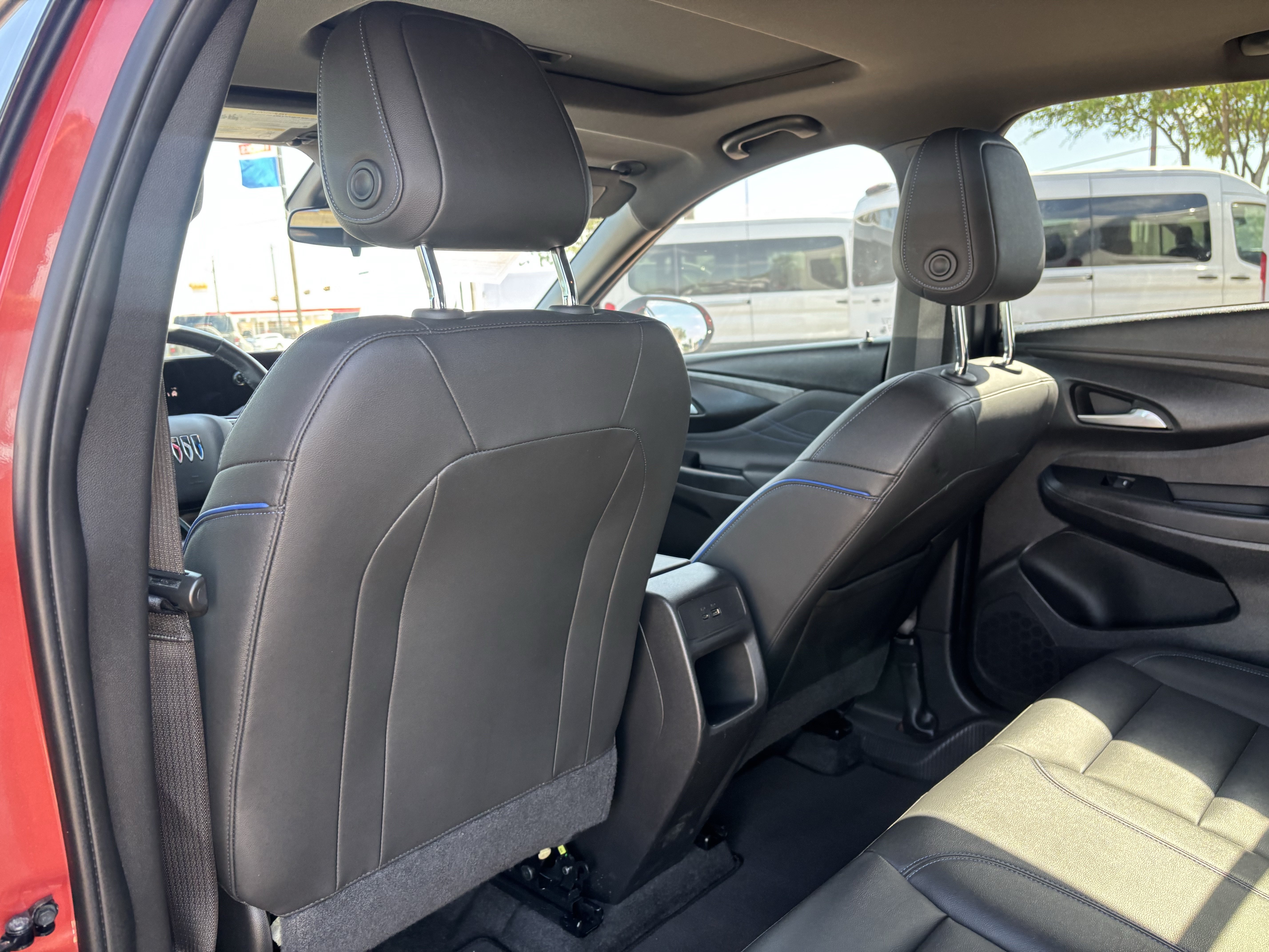 Used 2024 Buick Envista Sport Touring w/ Convenience I Package FWD image 17