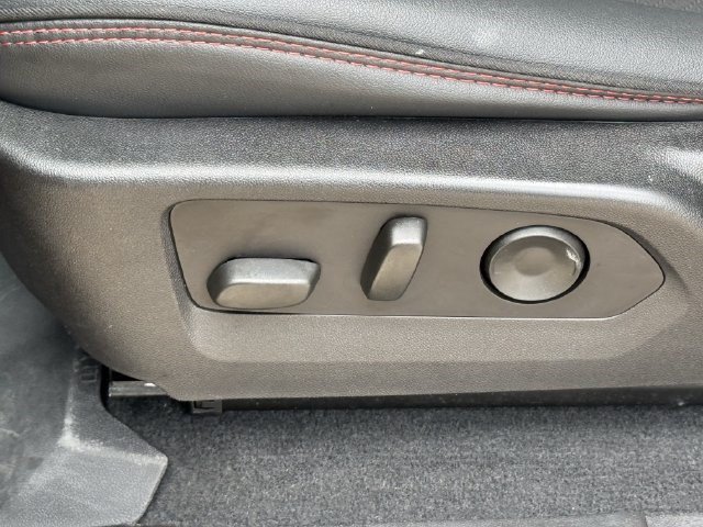 Used 2024 GMC Canyon AT4X AWD/4WD image 24