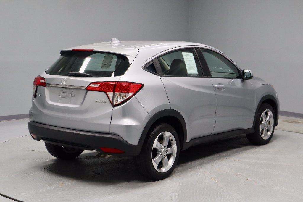 Used 2020 Honda HR-V LX image 11