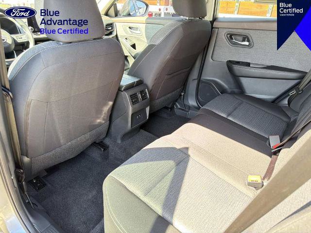 Used 2023 Nissan Rogue SV FWD image 14