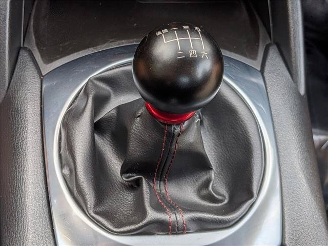 Used 2017 MAZDA MX-5 Miata RF Club RWD image 12