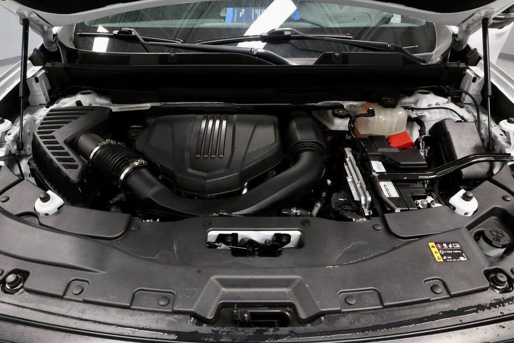 Used 2025 GMC Acadia Elevation image 17