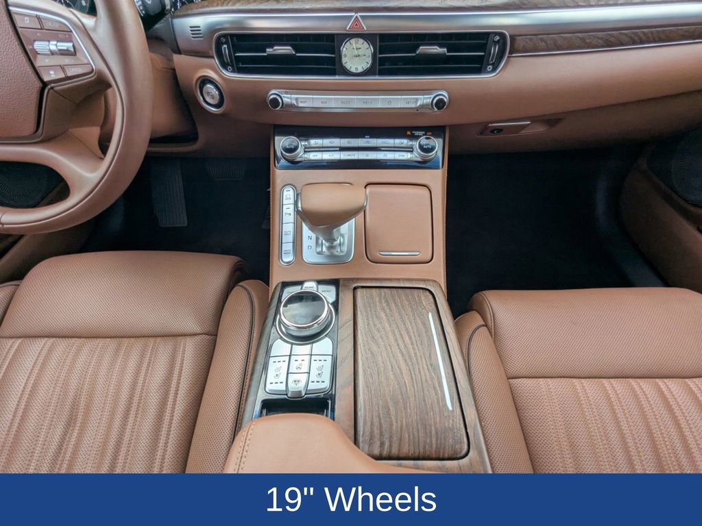 Used 2021 Genesis G90 3.3T Premium image 22