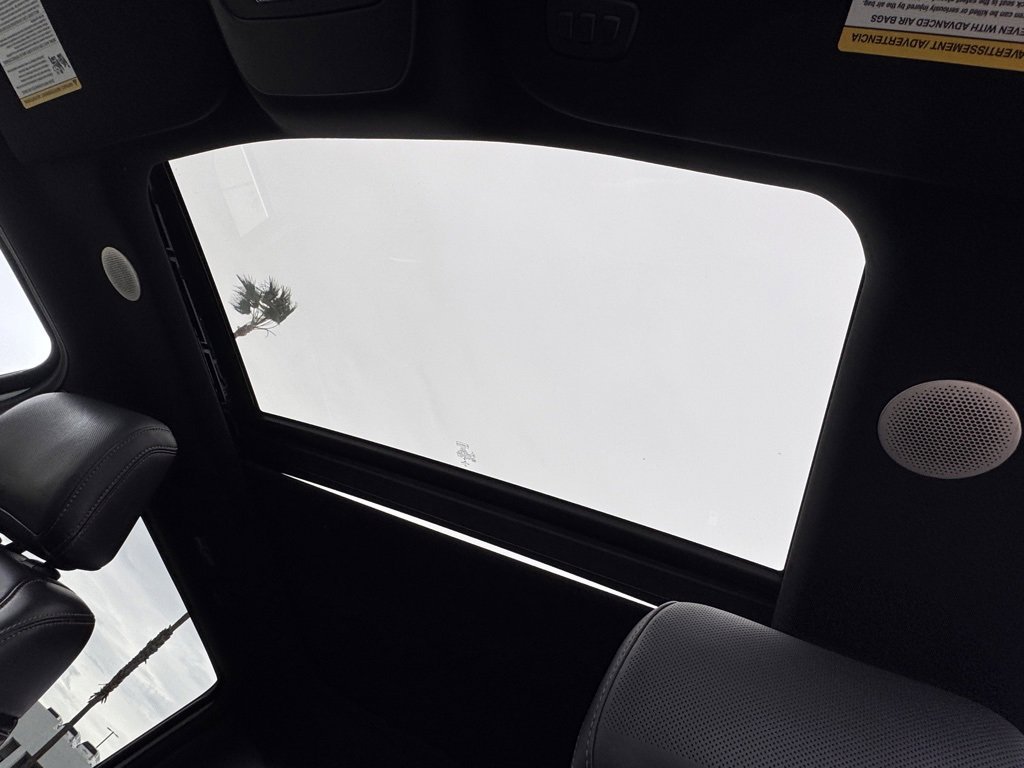 Certified 2021 Ford F150 Platinum w/ Equipment Group 701A High image 20