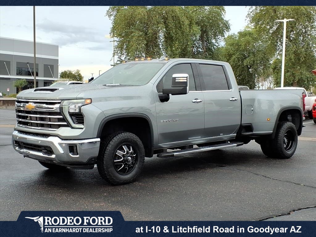 Used 2024 Chevrolet Silverado 3500 LTZ w/ LTZ Plus Package image 7