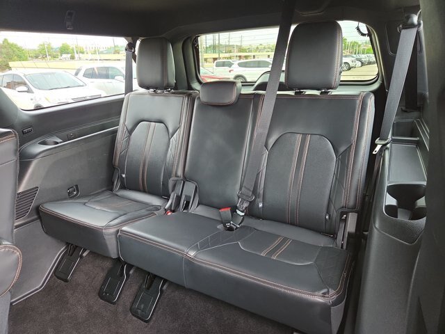 Certified 2023 Ford Expedition Max Platinum RWD image 12