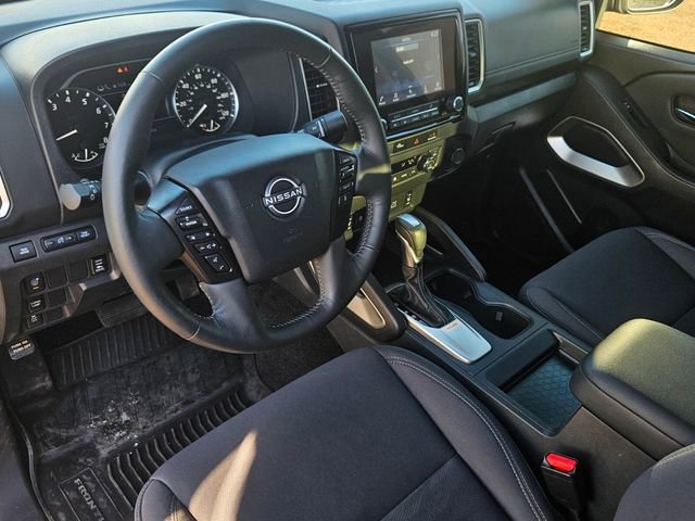 Used 2023 Nissan Frontier SV w/ SV Convenience Package image 28