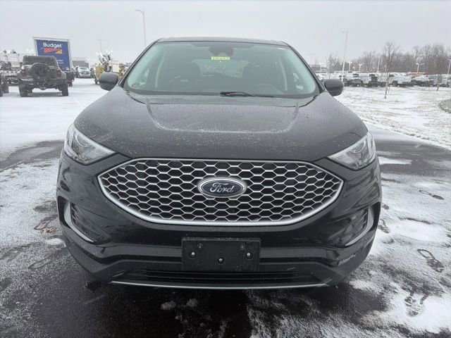 Certified 2024 Ford Edge SEL image 6