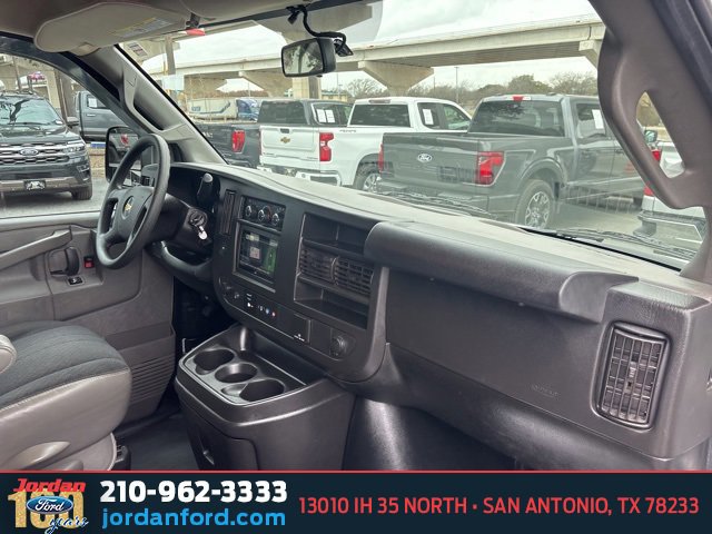 Used 2019 Chevrolet Express 2500 Work Van w/ Driver Convenience Package image 9