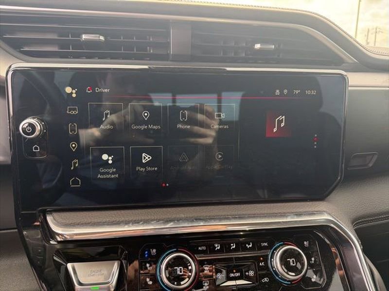 Used 2024 GMC Sierra 1500 Denali AWD/4WD image 7