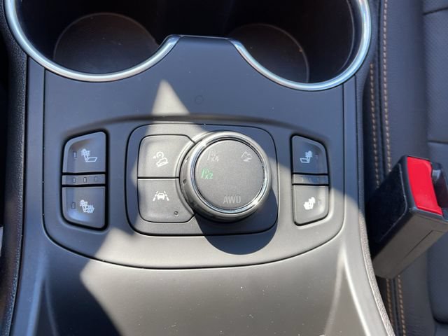 Used 2021 GMC Terrain SLT w/ Infotainment Package II AWD/4WD image 29