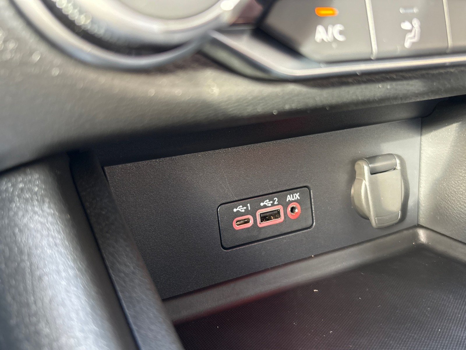 Used 2022 Nissan Sentra SV FWD image 22