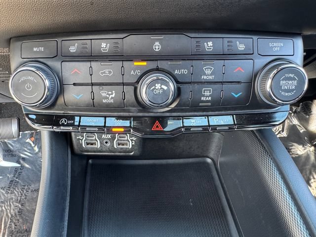 Used 2023 Dodge Durango GT AWD/4WD image 28