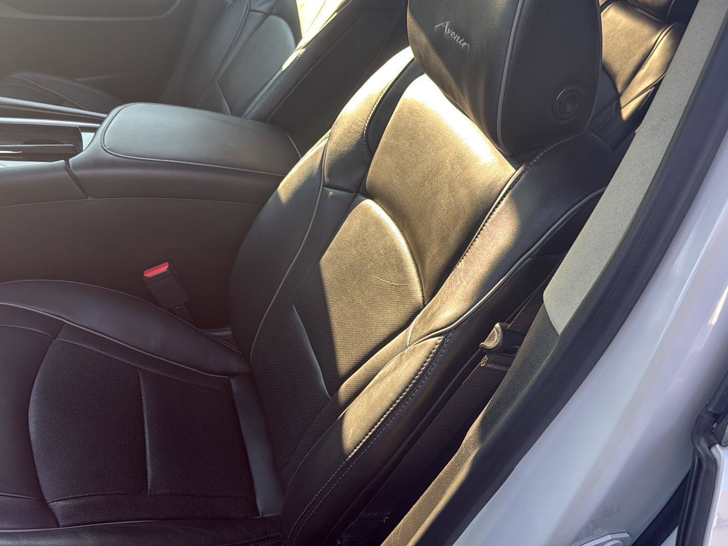 Used 2020 Buick Enclave Avenir w/ Avenir Technology Package image 24