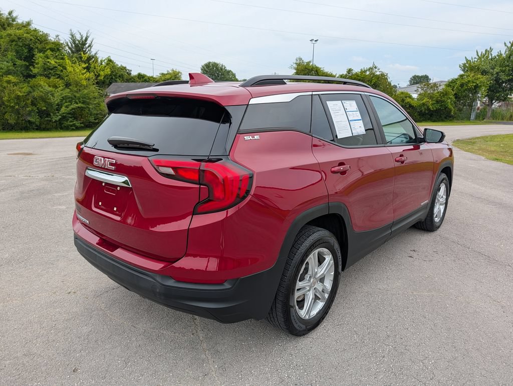 Used 2021 GMC Terrain SLE w/ Driver Convenience Package FWD image 3