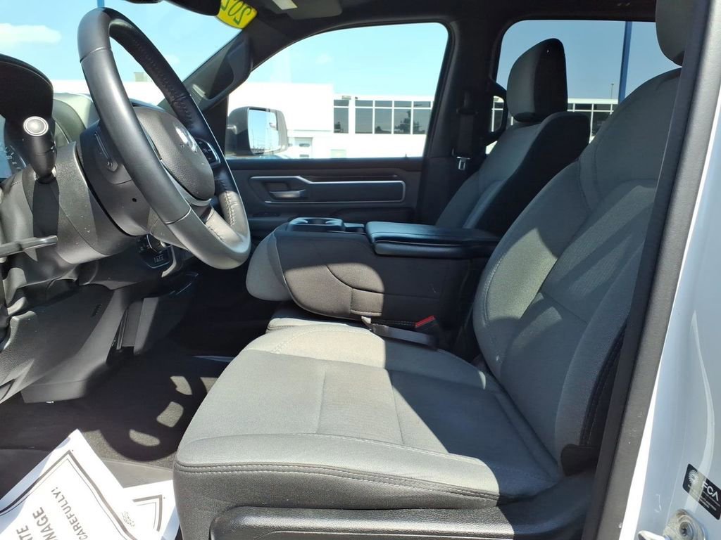 Used 2022 RAM 1500 Big Horn AWD/4WD image 14
