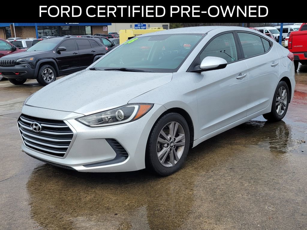 Used 2018 Hyundai Elantra SEL image 2